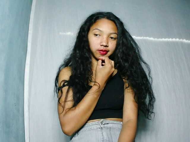 Missfireangel12 live cam on BongaCams