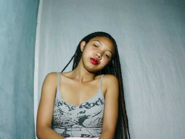Missfireangel12 live cam on BongaCams