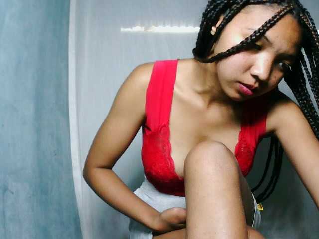 Missfireangel12 live cam on BongaCams