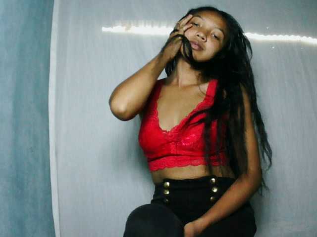 Missfireangel12 live cam on BongaCams