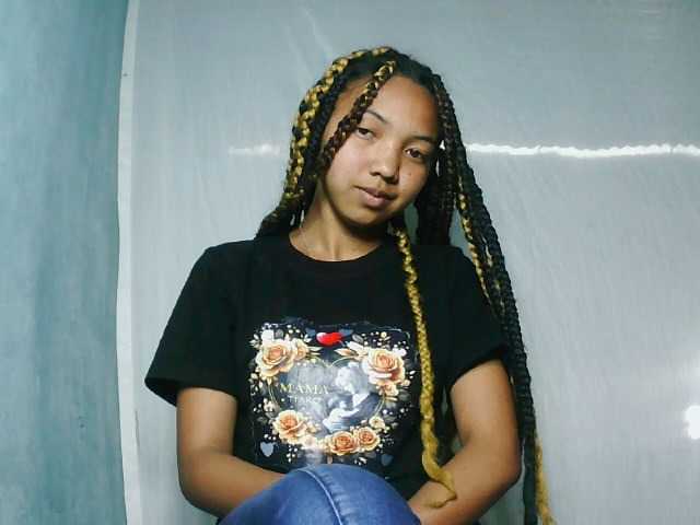 Missfireangel12 live cam on BongaCams