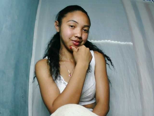 Missfireangel12 live cam on BongaCams