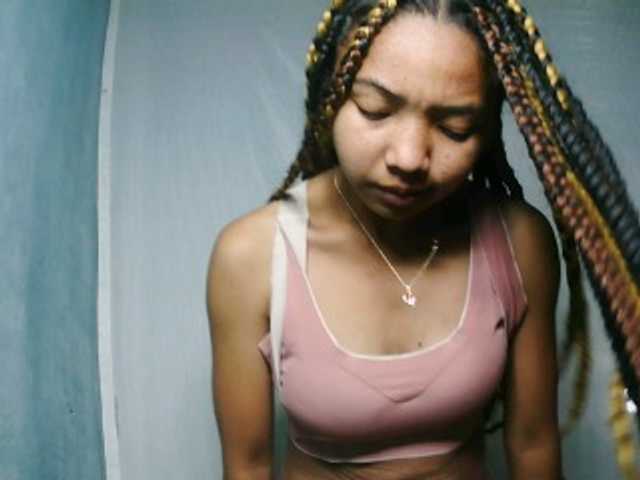 Missfireangel12 live cam on BongaCams