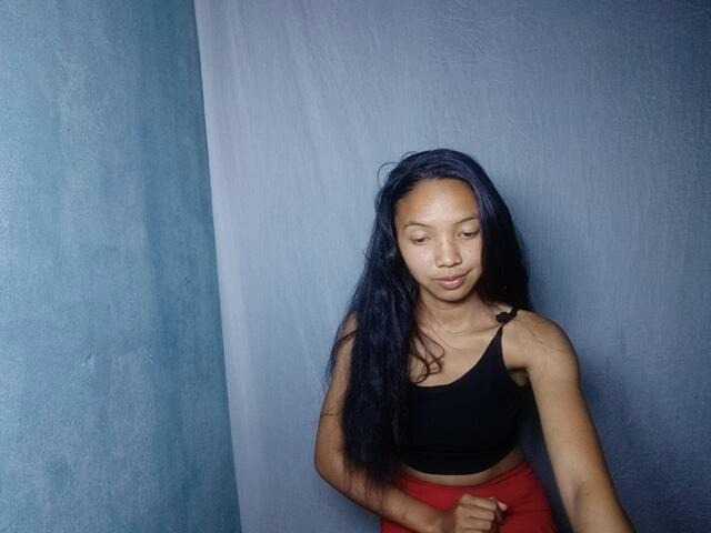 Missfireangel12 live cam on BongaCams