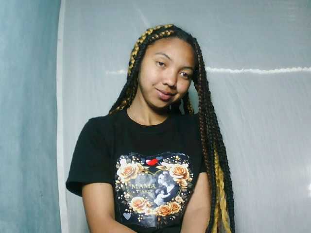 Missfireangel12 live cam on BongaCams