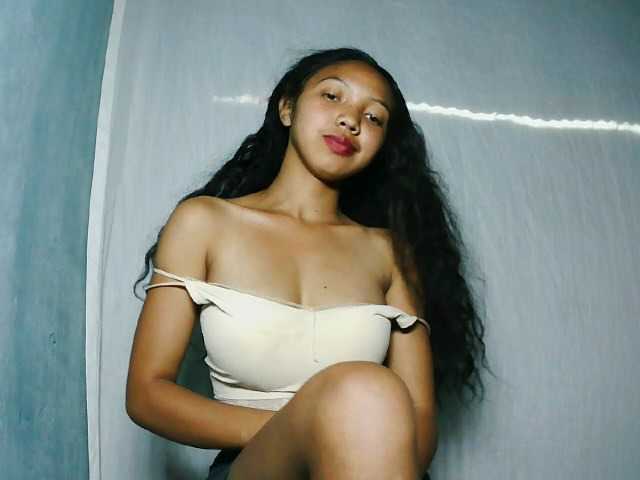 Missfireangel12 live cam on BongaCams