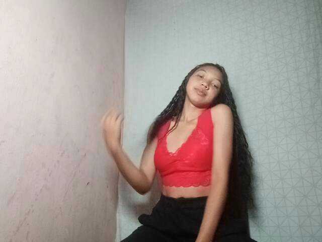 Missfireangel12 live cam on BongaCams