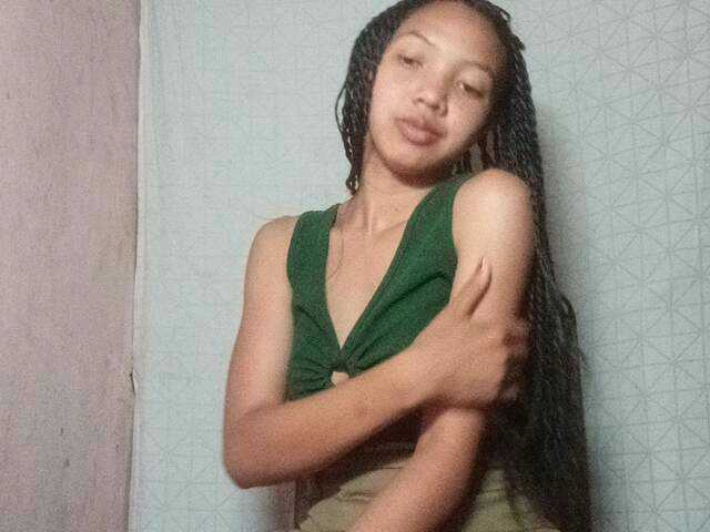 Missfireangel12 live cam on BongaCams