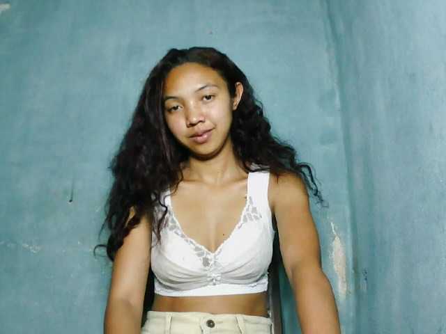 Missfireangel12 live cam on BongaCams