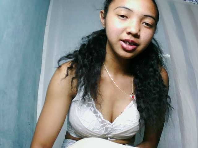 Missfireangel12 live cam on BongaCams