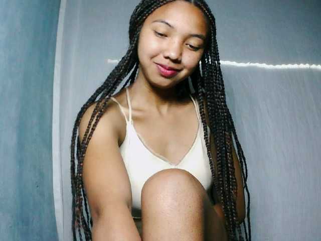 Missfireangel12 live cam on BongaCams