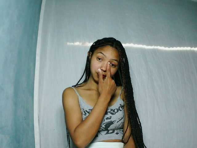 Missfireangel12 live cam on BongaCams