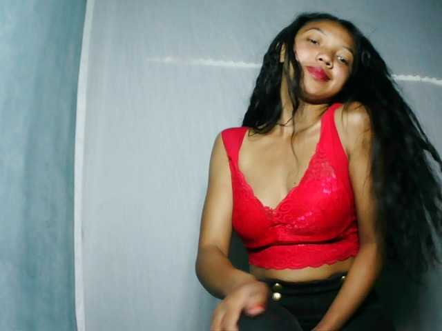 Missfireangel12 live cam on BongaCams