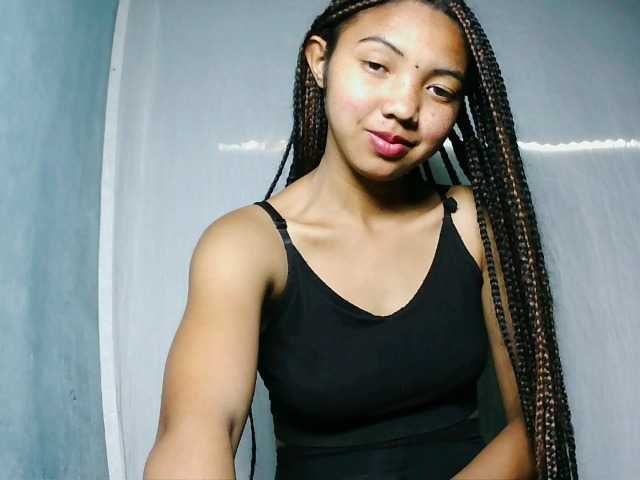 Missfireangel12 live cam on BongaCams