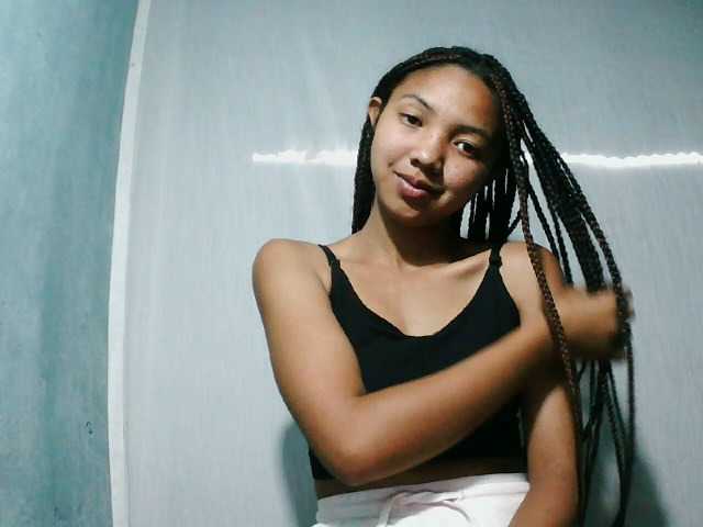 Missfireangel12 live cam on BongaCams