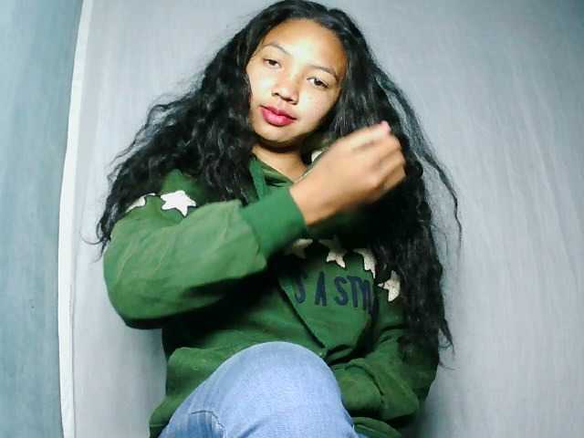 Missfireangel12 live cam on BongaCams