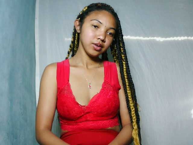 Missfireangel12 live cam on BongaCams