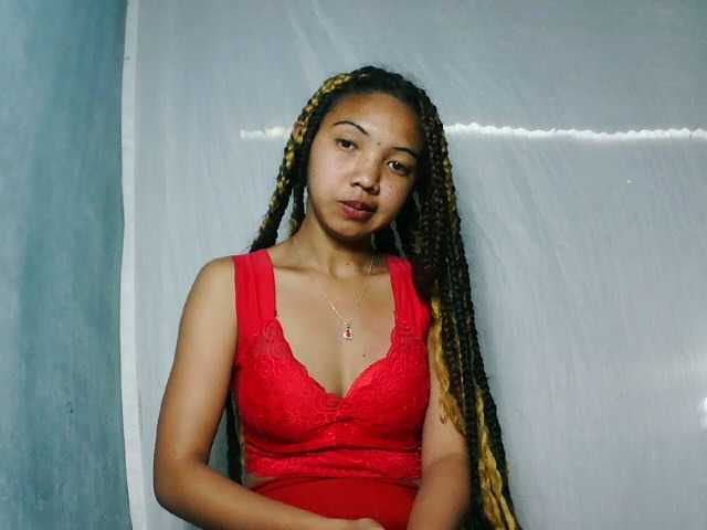 Missfireangel12 live cam on BongaCams