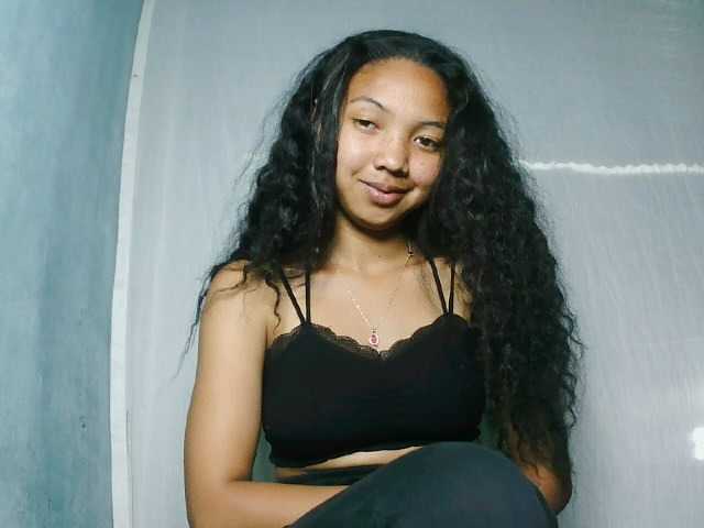 Missfireangel12 live cam on BongaCams