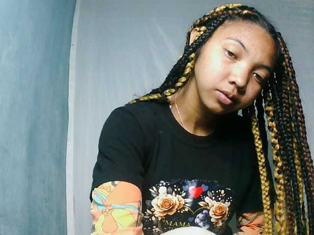 Missfireangel12 live cam on BongaCams
