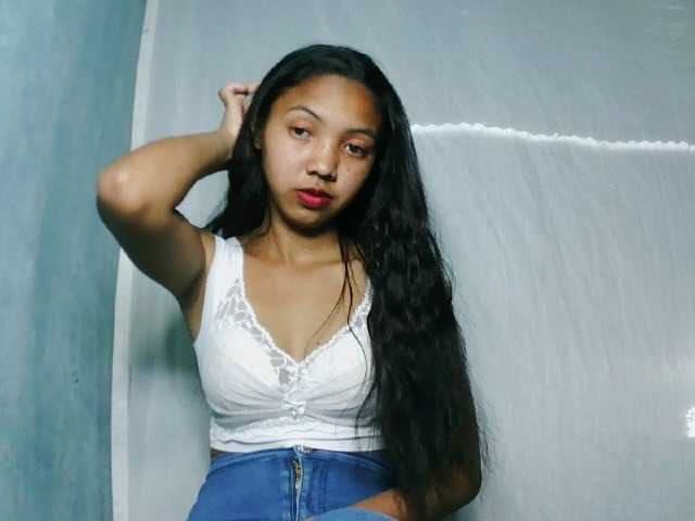 Missfireangel12 live cam on BongaCams
