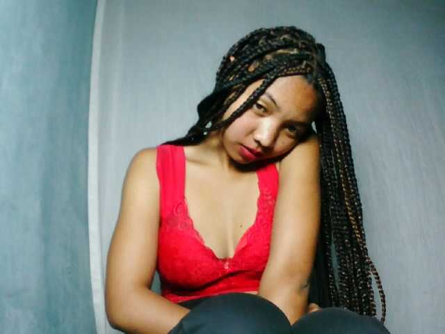 Missfireangel12 live cam on BongaCams