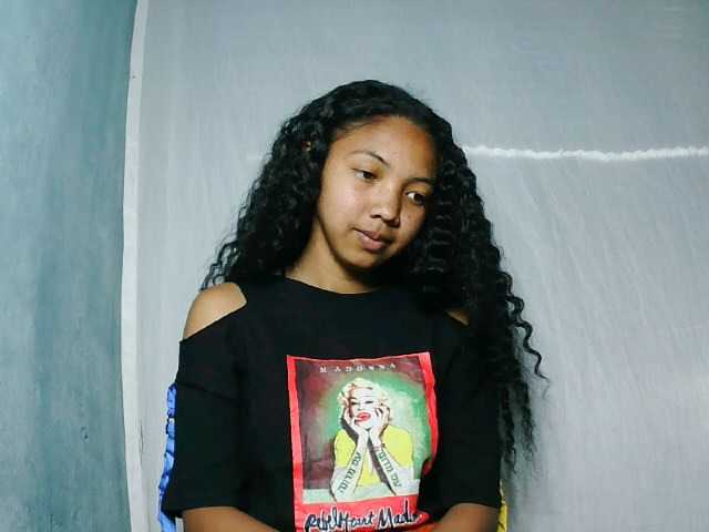 Missfireangel12 live cam on BongaCams