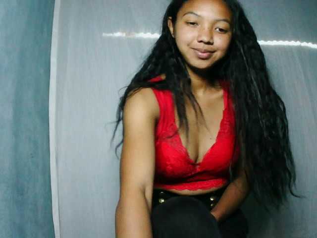 Missfireangel12 live cam on BongaCams