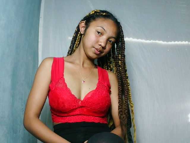 Missfireangel12 live cam on BongaCams