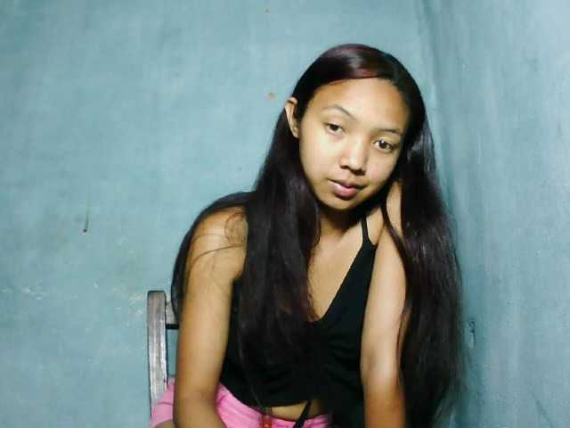 Missfireangel12, live now on BongaCams