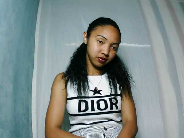Missfireangel12 live cam on BongaCams