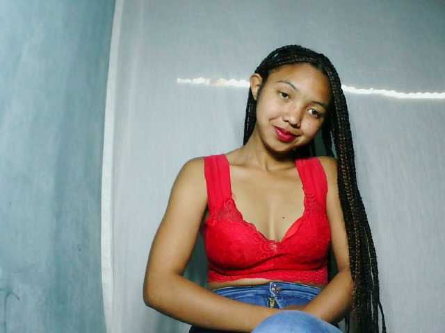 Missfireangel12 live cam on BongaCams