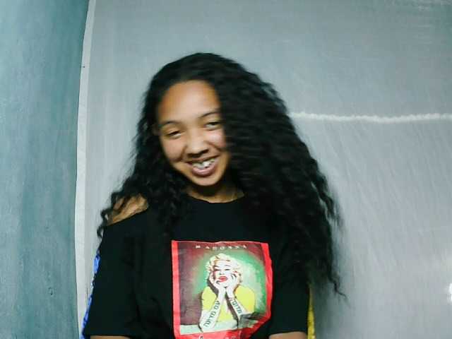 Missfireangel12 live cam on BongaCams
