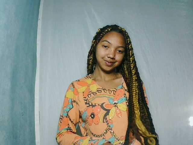 Missfireangel12 live cam on BongaCams