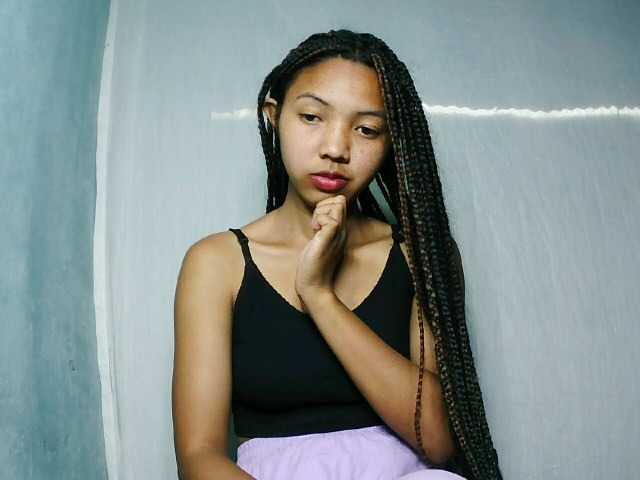 Missfireangel12 live cam on BongaCams