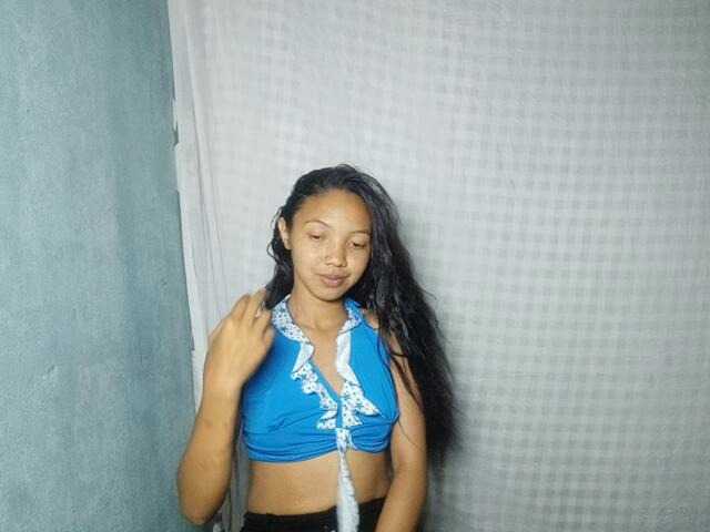 Missfireangel12 live cam on BongaCams