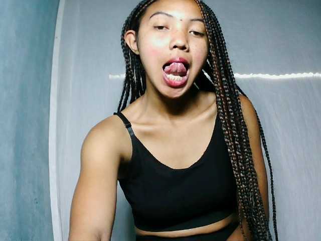 Missfireangel12 live cam on BongaCams