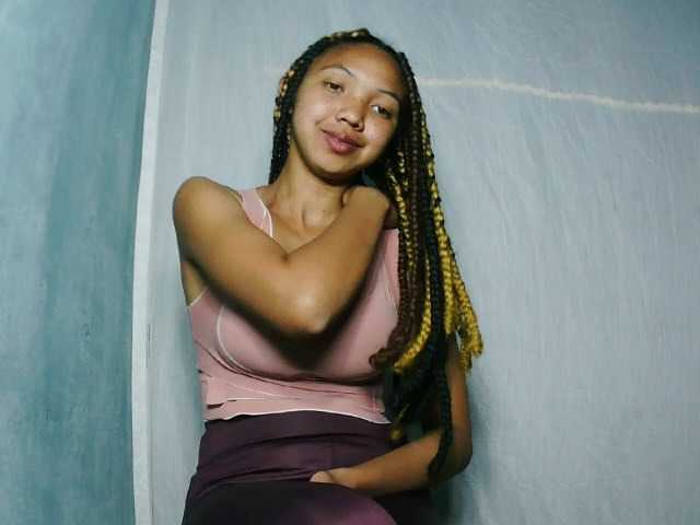 Missfireangel12 live cam on BongaCams