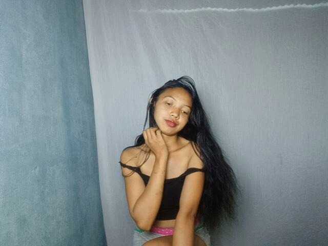 Missfireangel12 live cam on BongaCams