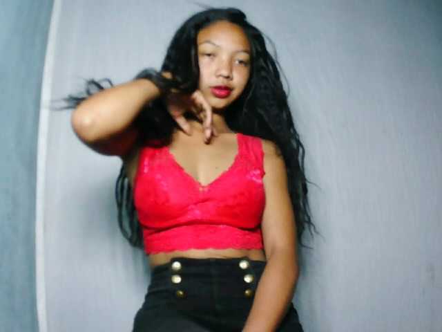 Missfireangel12 live cam on BongaCams