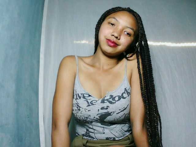 Missfireangel12 live cam on BongaCams