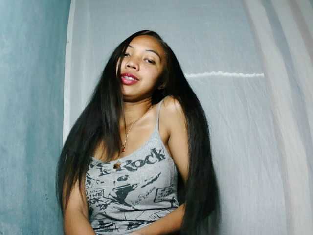 Missfireangel12 live cam on BongaCams