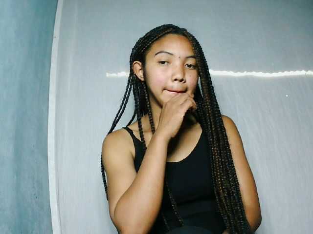 Missfireangel12 live cam on BongaCams
