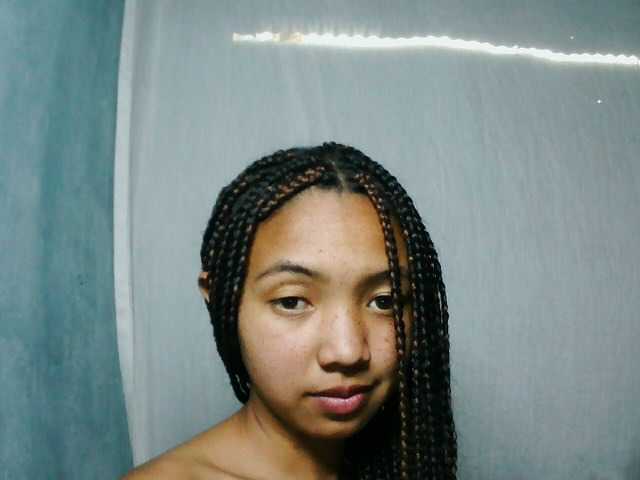 Missfireangel12 live cam on BongaCams