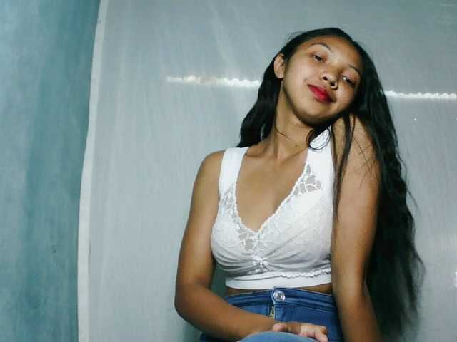 Missfireangel12 live cam on BongaCams