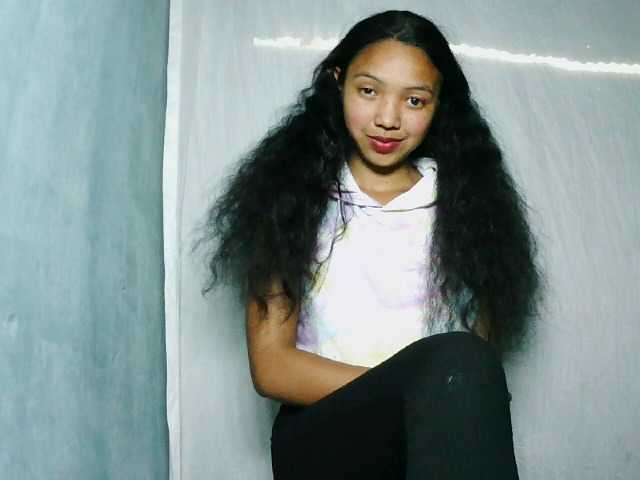 Missfireangel12 live cam on BongaCams