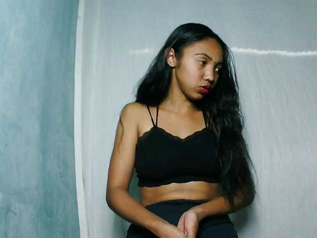 Missfireangel12 live cam on BongaCams