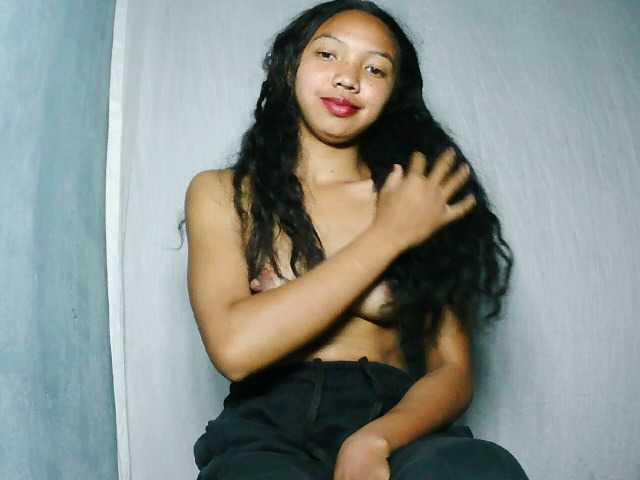 Missfireangel12 live cam on BongaCams