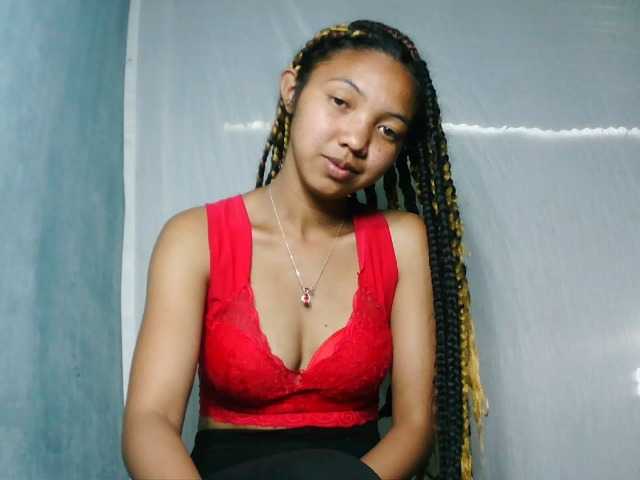 Missfireangel12 live cam on BongaCams