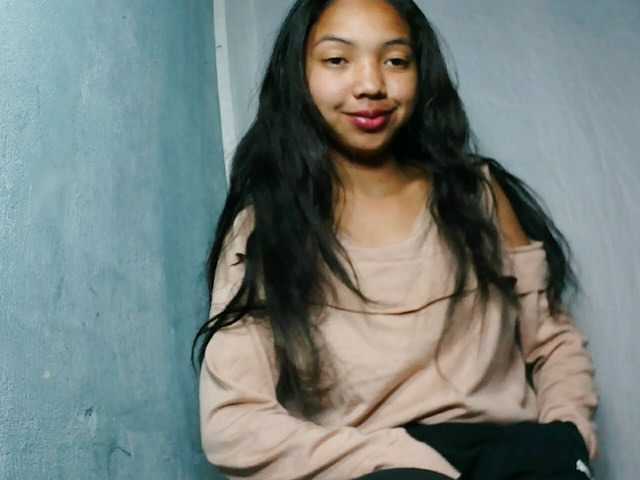 Missfireangel12 live cam on BongaCams